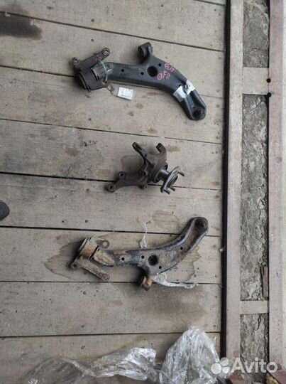 Рычаги. Ступица левая Honda airwave