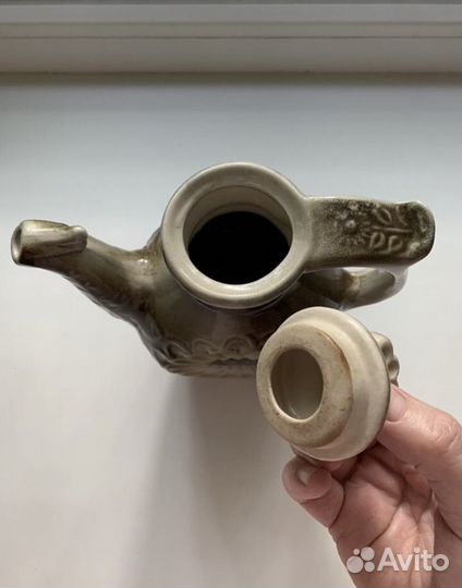 Винтажный чайник керамический