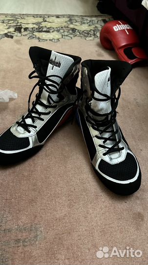 Боксерки clinch