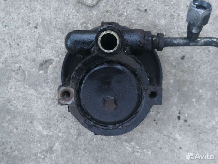 Насос гидроусилителя руля Renault Logan 1 1.6