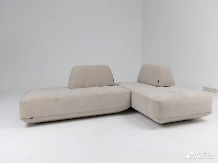 Диван прямои 4400х1700 мм