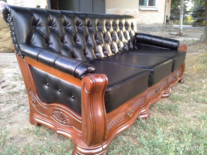 Перетяжка и замена обивки диванов из рогожки