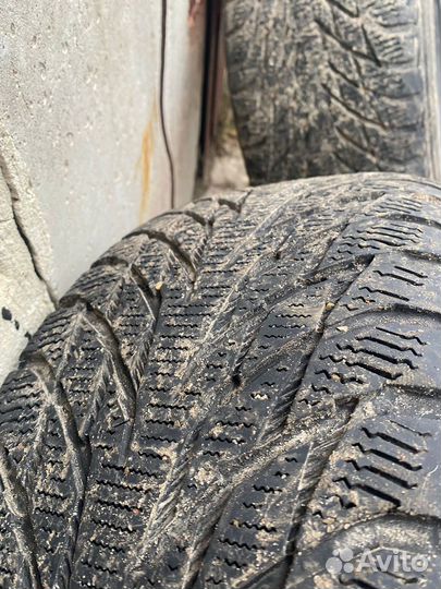 Nokian Tyres Hakkapeliitta R2 205/60 R16