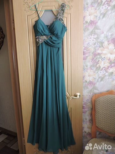 Продаю платье