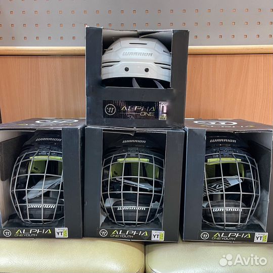 Хоккейные шлемы Warrior