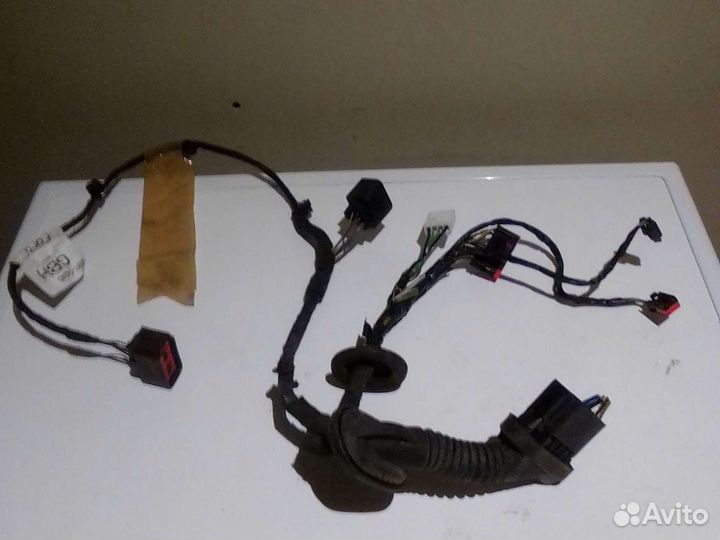 Коса электропроводки задней двери Форд Мондео 4