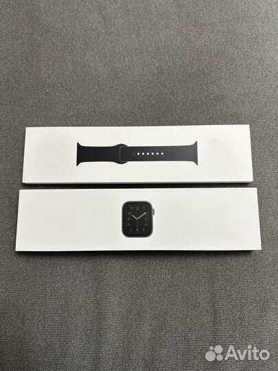 Apple watch se 44mm 2020