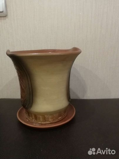 Глиняное кашпо