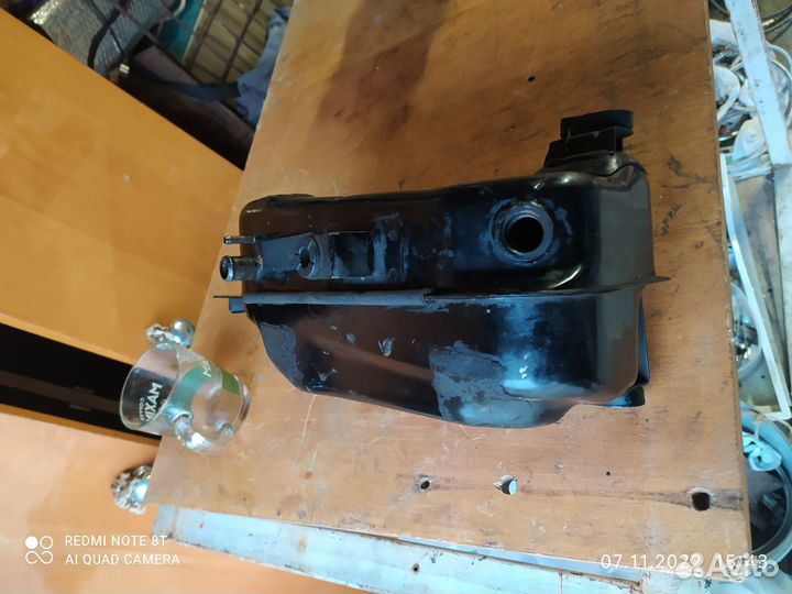 Доп бак Honda Shadow VT-750C. 1986г