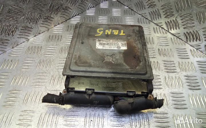 Блок управления двигателем Volkswagen Passat