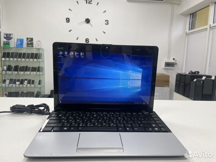 Компактный ноутбук Asus