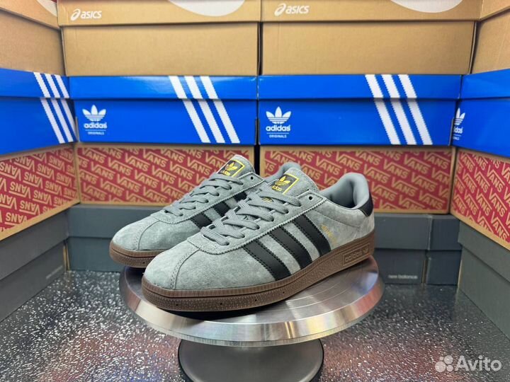 Кроссовки мужские adidas munchen grey