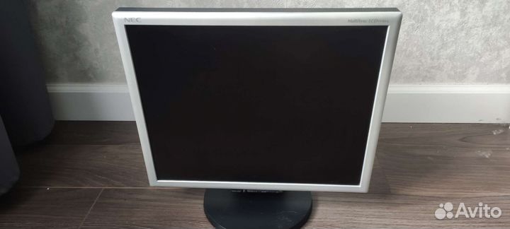 Monitor NEC MultiSync LCD1970VX