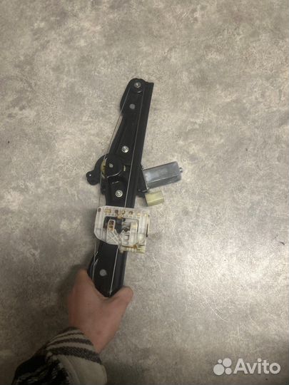Cтеклоподъемник задний правый Bmw 1 F20 N13