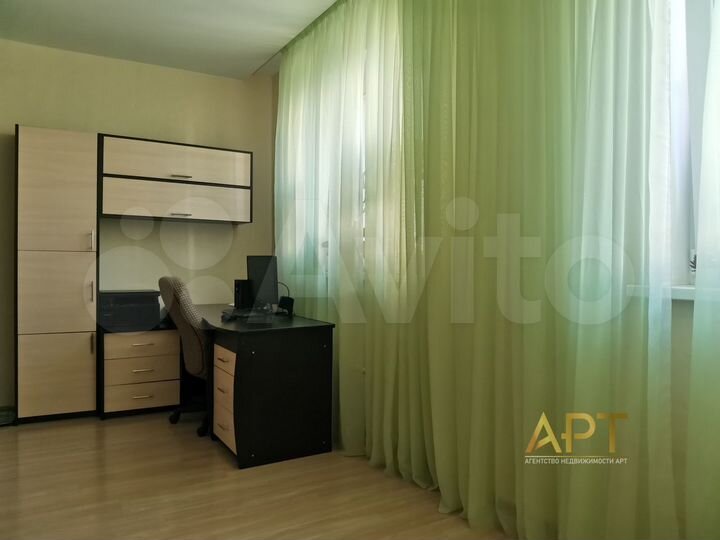 3-к. квартира, 92 м², 8/23 эт.
