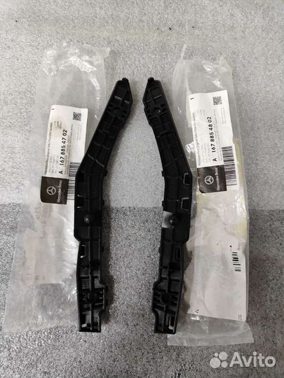 Замок переднего бампера GLS w167