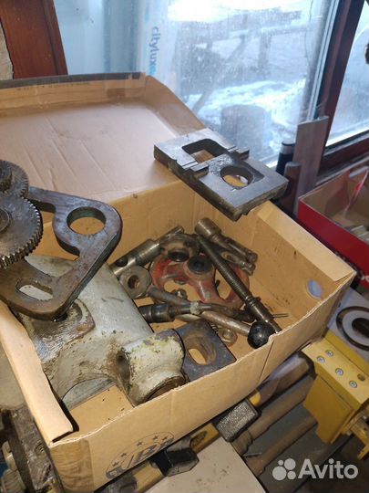 Токарный станок тв 4