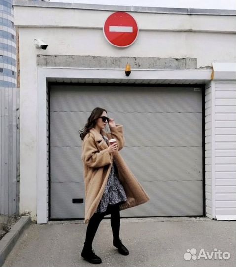 Пальто женское плюшевое размер М