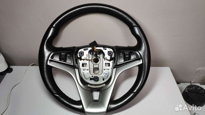 Руль Шевроле Круз оригинальный