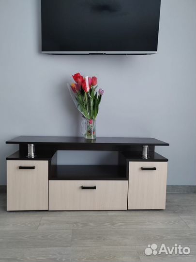 Тумба под телевизор бу