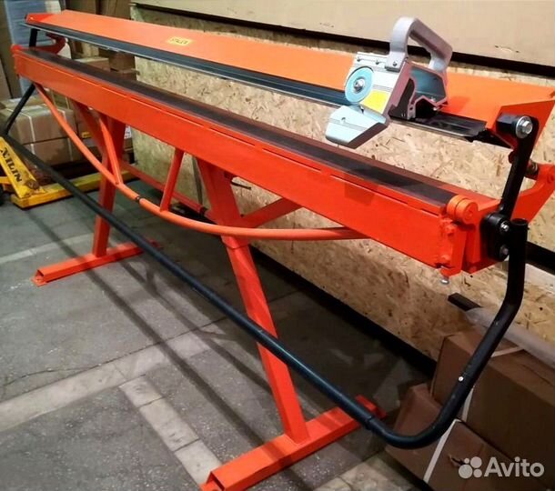 Листогибочный станок / листогиб ручной 2500