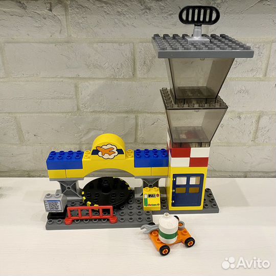 Конструктор lego duplo дупло оригинал аэродром