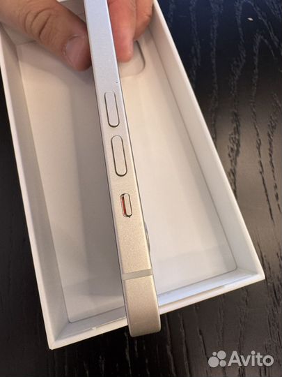 iPhone 14, 256 ГБ