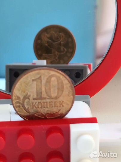 Монетный брак перевёртыш 180