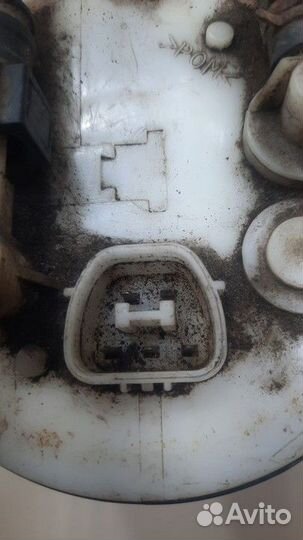 Насос топливный Mitsubishi Lancer