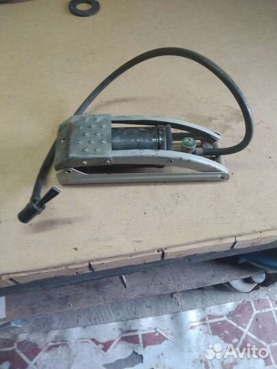 Насос ножной СССР