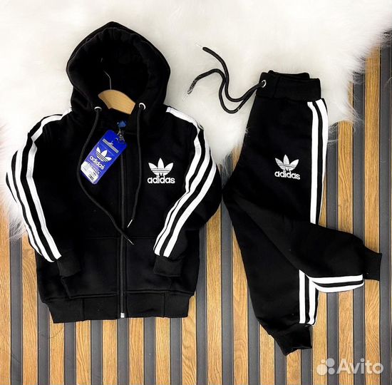 Спортивные костюмы