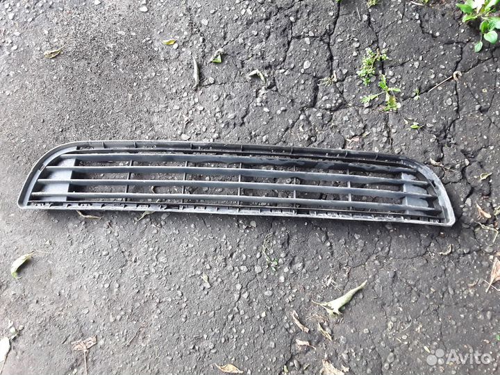 Решетка радиатора Peugeot Partner tepee B9