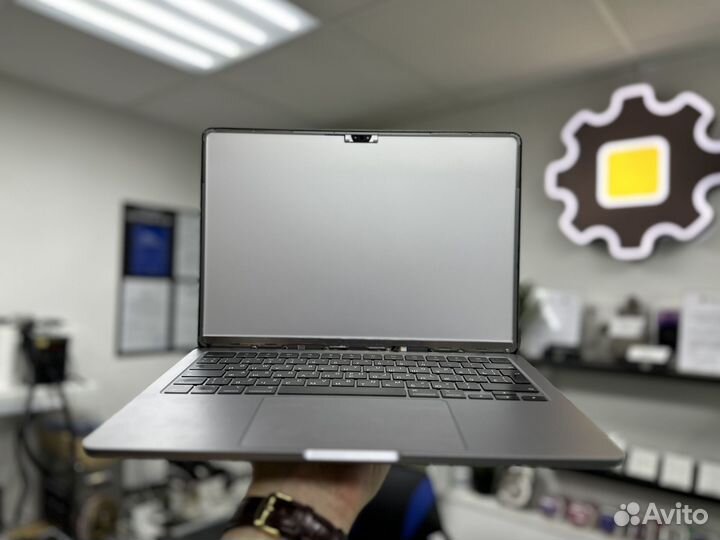 Замена матрицы (экрана) MacBook