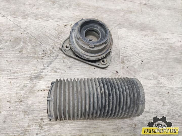 Опора переднего амортизатора Ford Focus II 2005-2