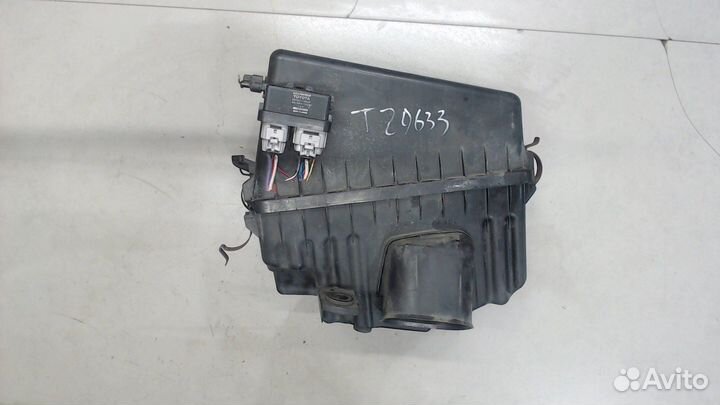 Корпус воздушного фильтра Toyota RAV 4, 1998