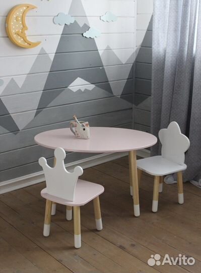 Детский столик и стульчик
