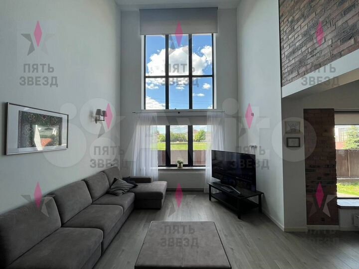 Коттедж 367 м² на участке 20 сот.