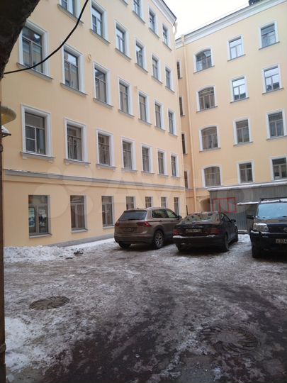 Офис, ком.помещение (не жилое) 72 м² с арендаторам