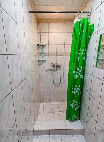 Комната 9 м² в 4-к., 2/5 эт.