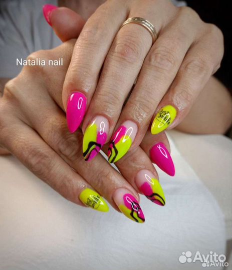 Наращивание ногтей