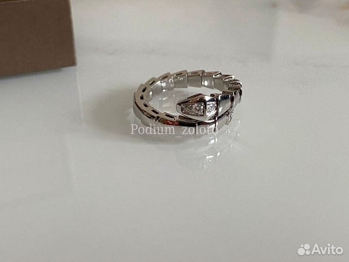 Кольцо Bvlgari serpenti белое золото