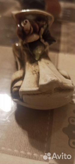 Статуэтка автомобиль