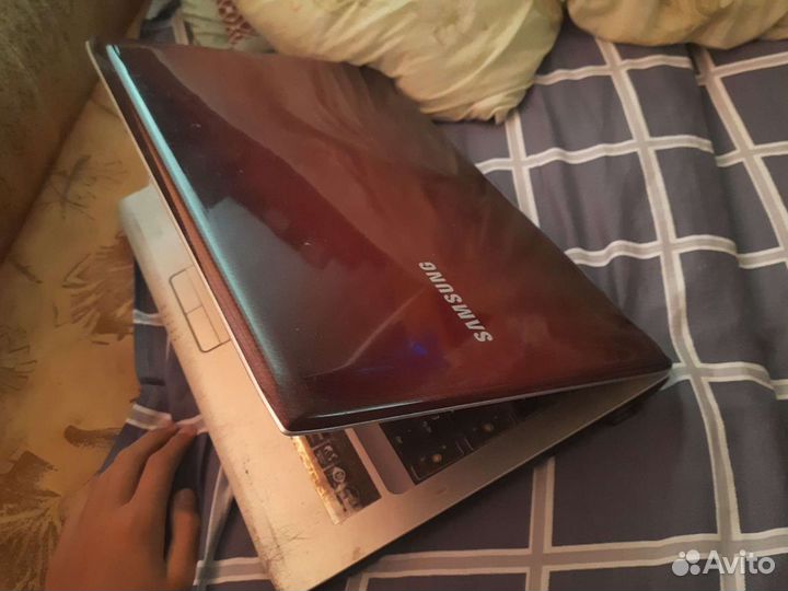 Samsung NP-R730