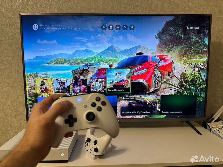 Xbox one s 1TB 2 геймпада+500 игр+рассрочка