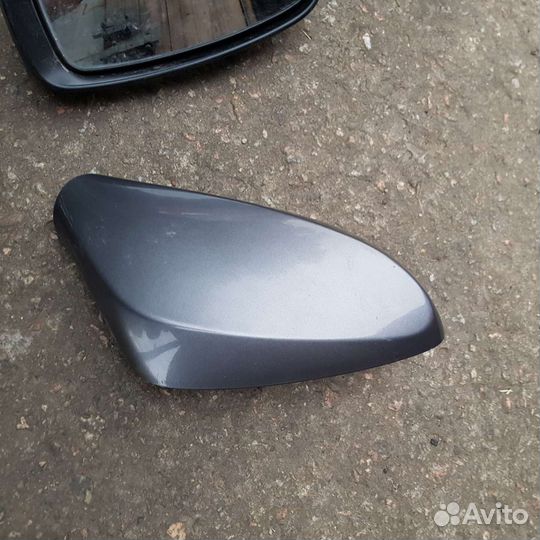 Зеркало заднего вида