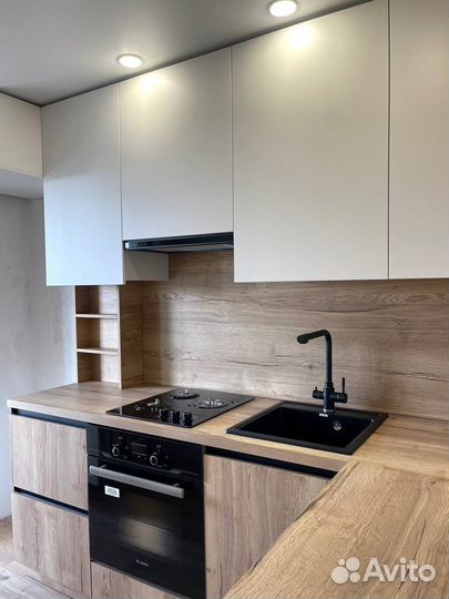 Кухня угловая маленькая от фабрики Кухни Петербург