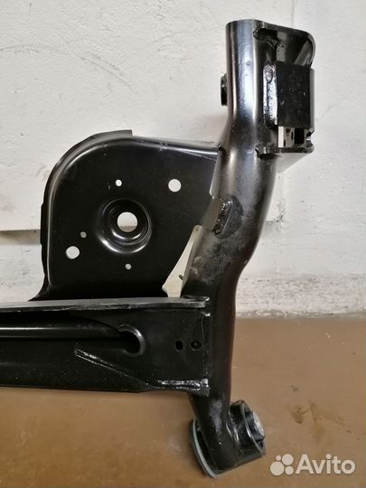 Балка задняя лада веста (новая)