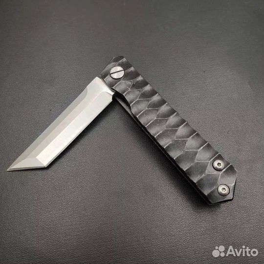 Складной нож для бритья D2