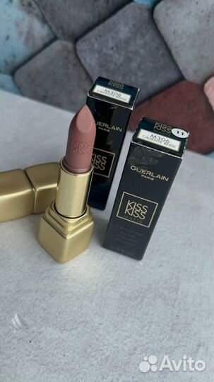 Губная помада guerlain Kiss Kiss Matte