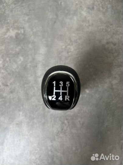 Ручка кпп в стиле веста,приора 2,гранта FL